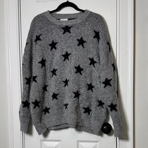 Le Lis Gray Star Print Oversized Cozy Knit Sweater Medium Soft Slouchy Pullover
